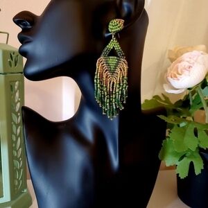𝅺MONTAUK Point Green Seed Bead Fringe Earrings